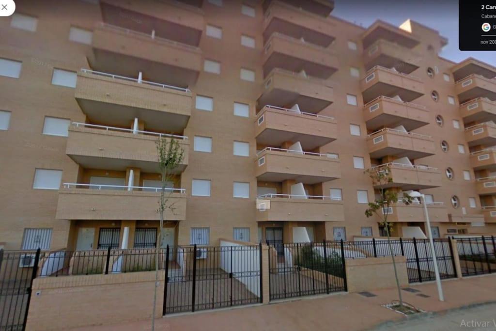 Apartamento Equipado En La Playa Torre La Sal كابانيس المظهر الخارجي الصورة