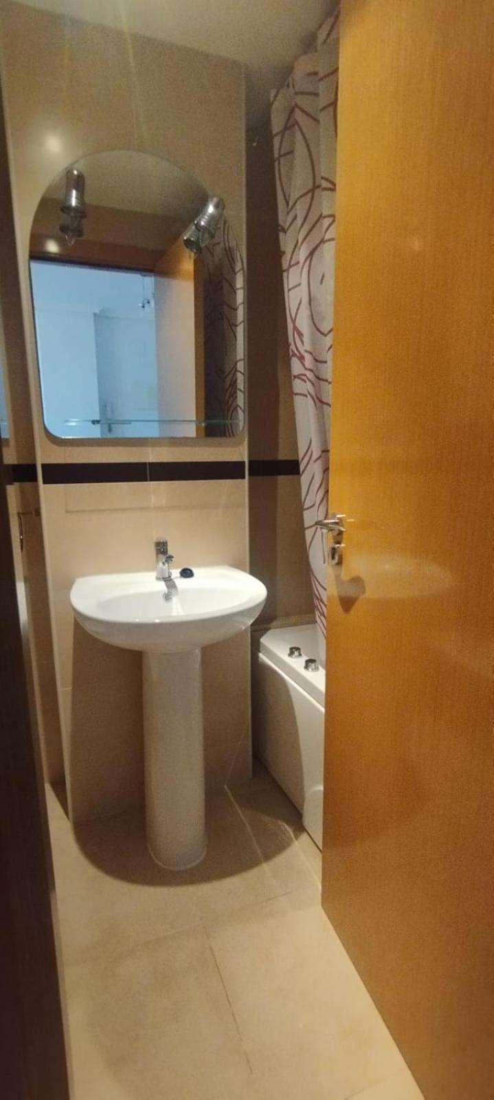 Apartamento Equipado En La Playa Torre La Sal كابانيس المظهر الخارجي الصورة