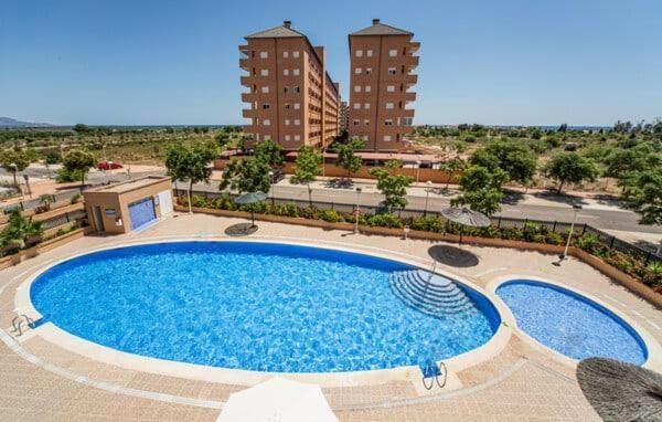 Apartamento Equipado En La Playa Torre La Sal كابانيس المظهر الخارجي الصورة